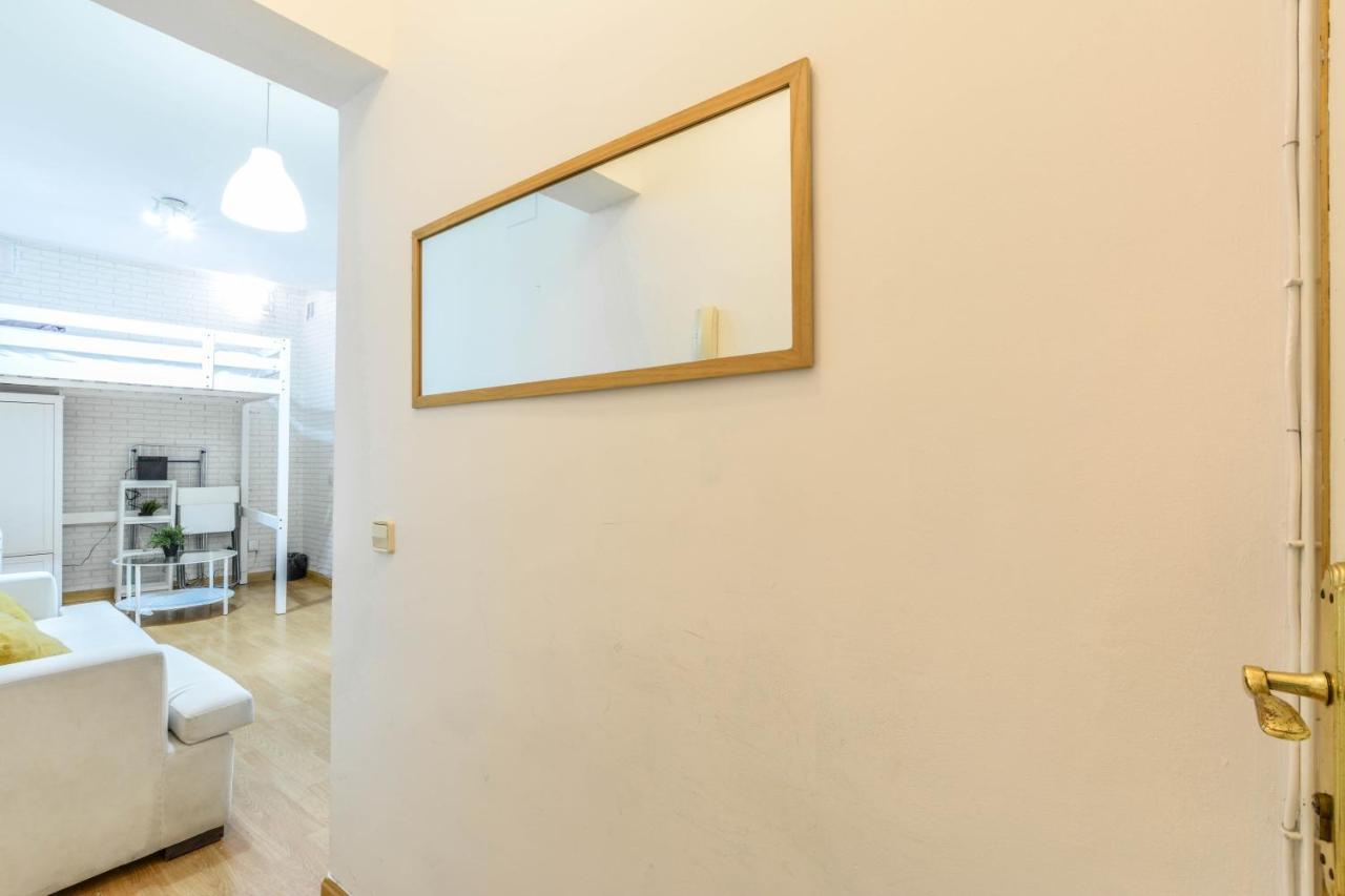 Apartamento En Cascorro Apartment Madrid Luaran gambar